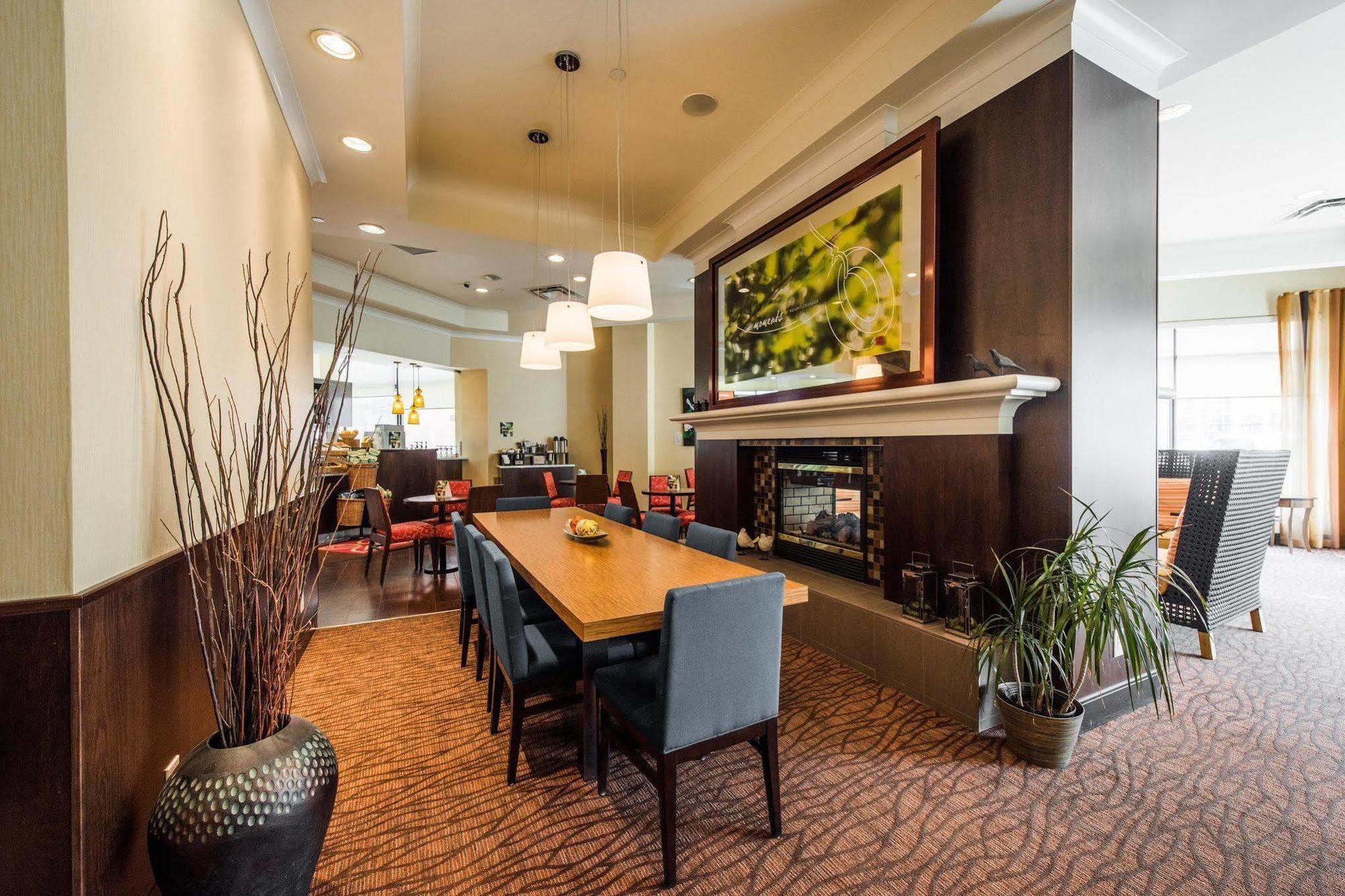 Hilton Garden Inn Saskatoon Downtown Kültér fotó
